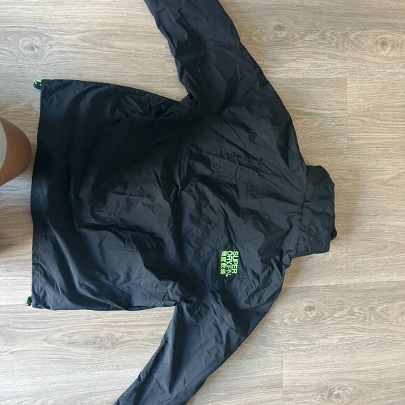 Men XXL Black & Neon Green Superdry Windcheater - Picture 3 of 4